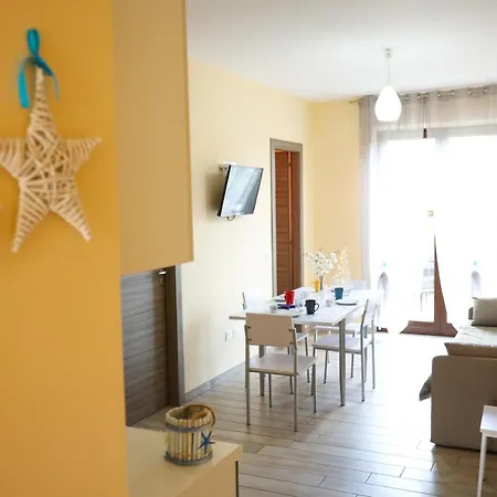 Le Del Carmine Con Giardino E Parcheggio A Apartman Tropea