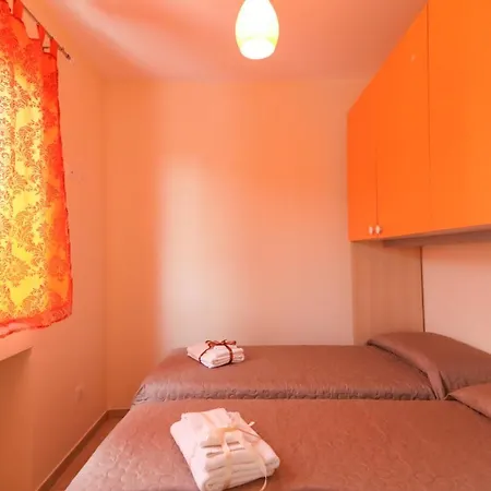 Le Del Carmine Con Giardino E Parcheggio A Tropea