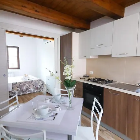 Apartman Le Del Carmine Con Giardino E Parcheggio A