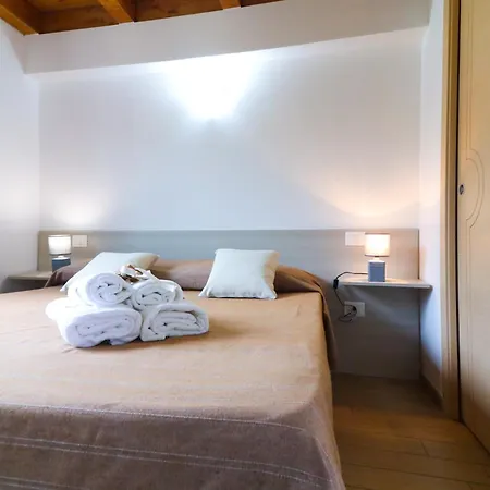 Le Del Carmine Con Giardino E Parcheggio A Apartman *