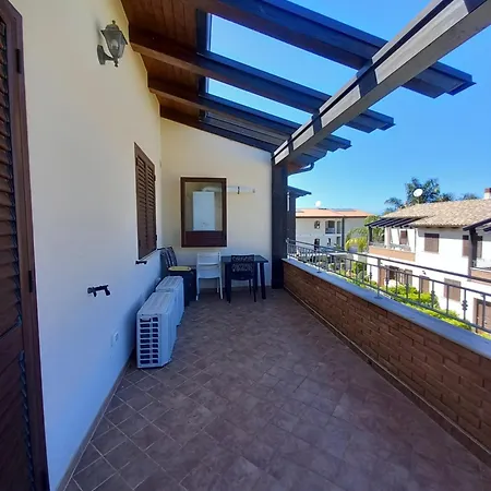Le Del Carmine Con Giardino E Parcheggio A Apartment