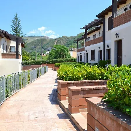 Le Del Carmine Con Giardino E Parcheggio A