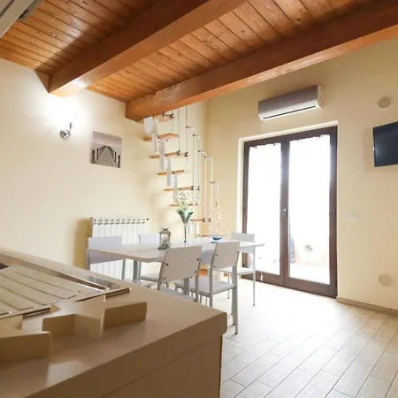 Le Del Carmine Con Giardino E Parcheggio A