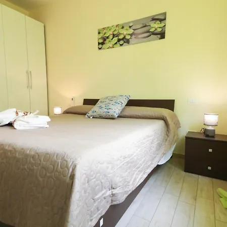 Apartament Le Del Carmine Con Giardino E Parcheggio A *