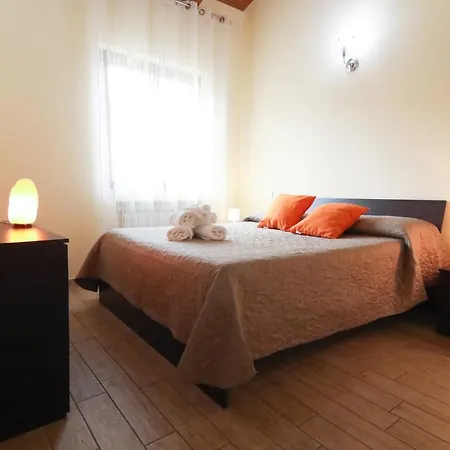 Le Del Carmine Con Giardino E Parcheggio A 아파트