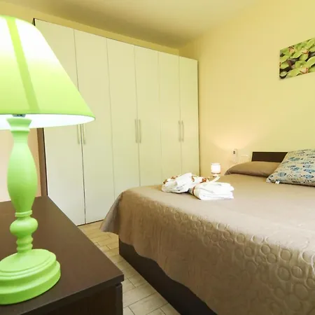 Le Del Carmine Con Giardino E Parcheggio A * 트로페아