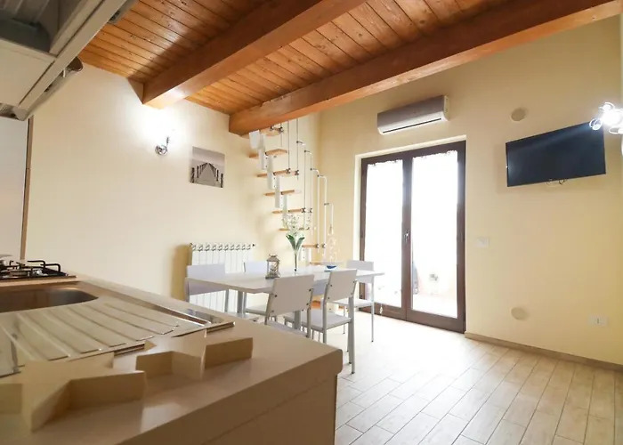 Le Del Carmine Con Giardino E Parcheggio A