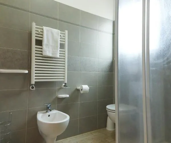 Le Del Carmine Con Giardino E Parcheggio A דירה