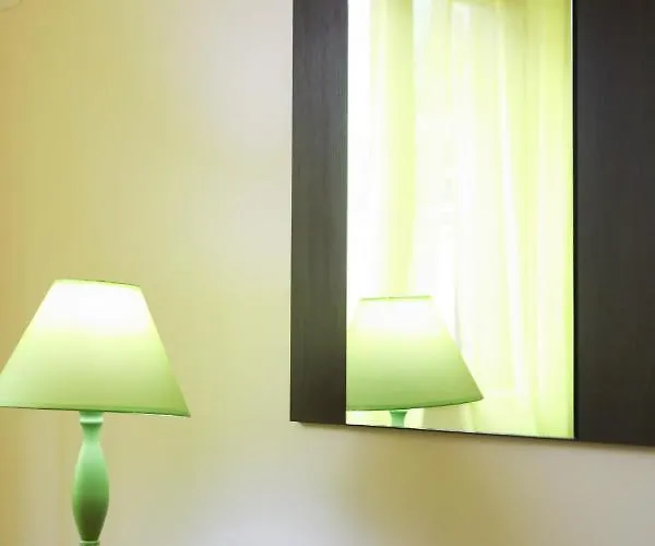 Le Del Carmine Con Giardino E Parcheggio A דירה טרופאה