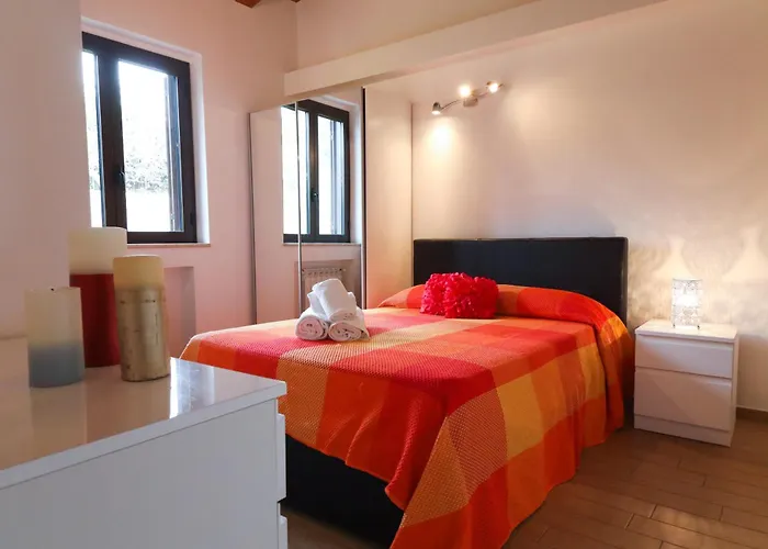 Le Del Carmine Con Giardino E Parcheggio A דירה